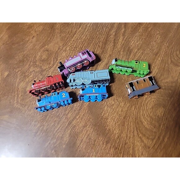Thomas Tank and Friends Cake Toppers Trains mini miniature toys - Picture 5 of 8